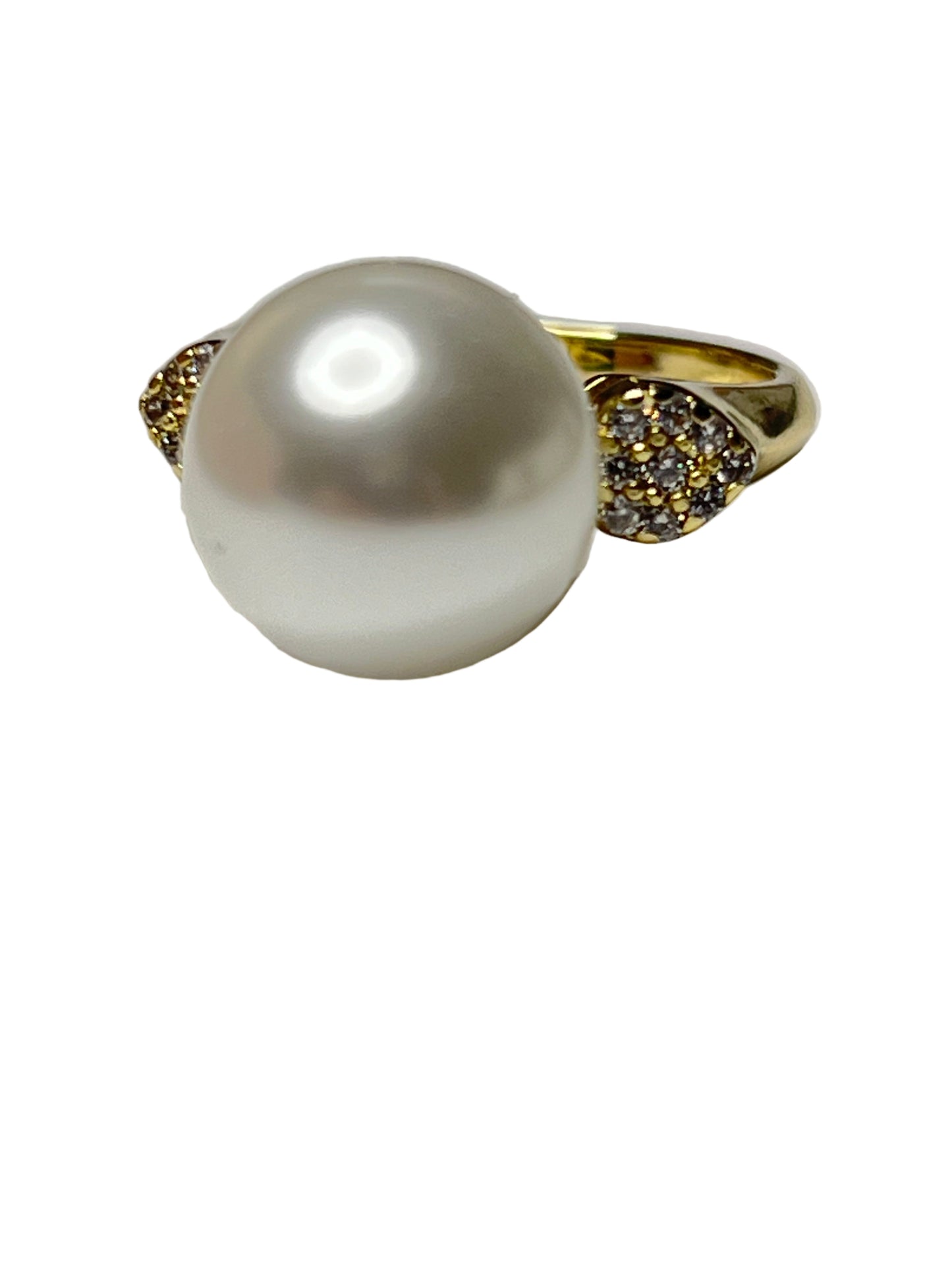 Lovely Pearl Ring